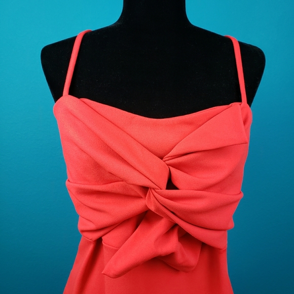 🆕️🌹 LASULA Rich Red Knot Front Mini Dress // (NWT) - Picture 3 of 8